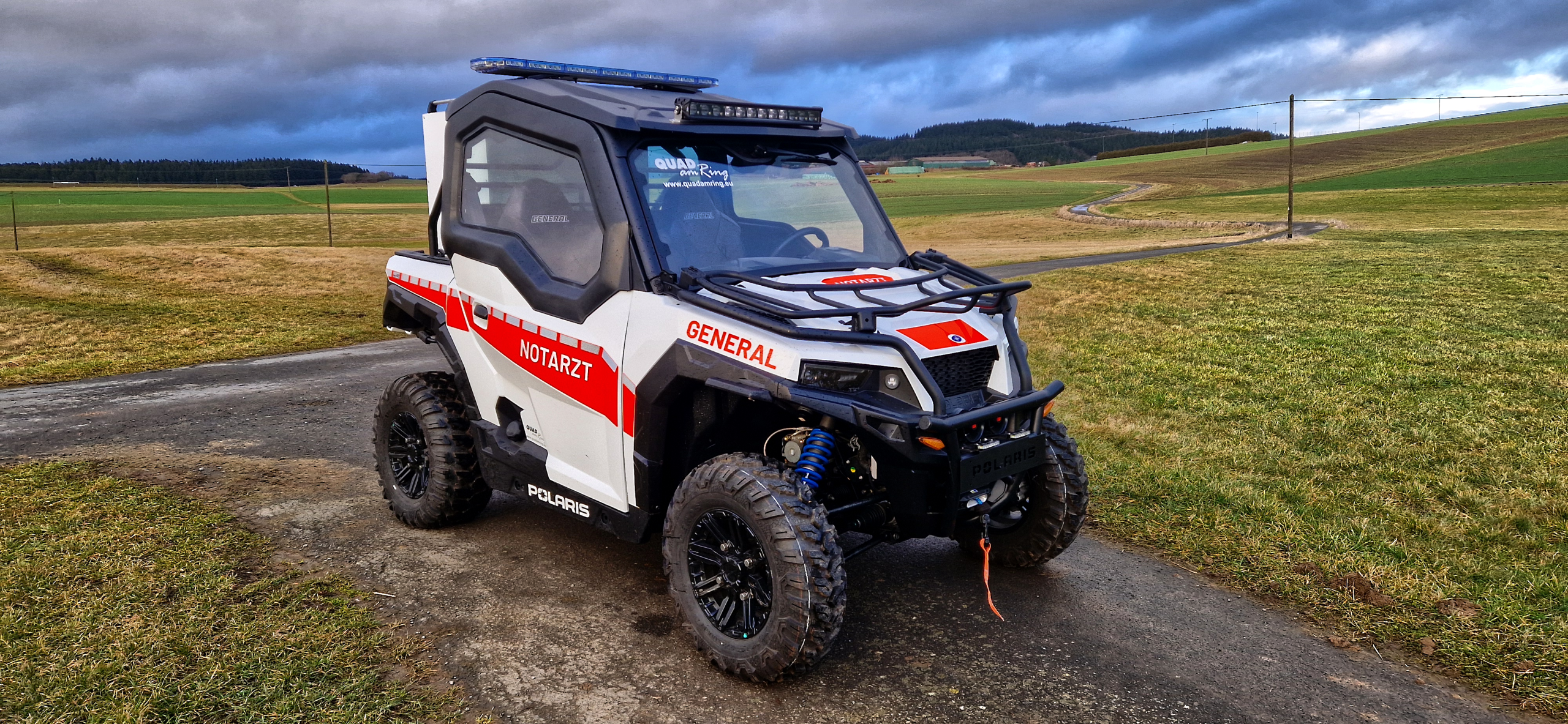 Polaris GENERAL 1000 mit SWK Multifunktionsbox – Bild 5